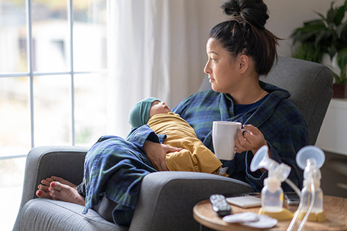 اكتئاب ما بعد الولادة عند النساء: أهم 5 أنواع والأسباب والأعراض وطرق العلاج 2 اكتئاب ما بعد الولادة