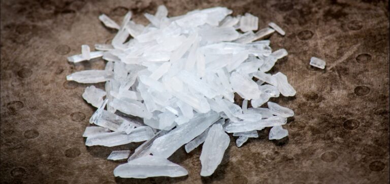 أشهر 7 أدوية علاج الكريستال ميث والشابو 1 أدوية علاج الكريستال ميث والشابو | مستشفى إشراق